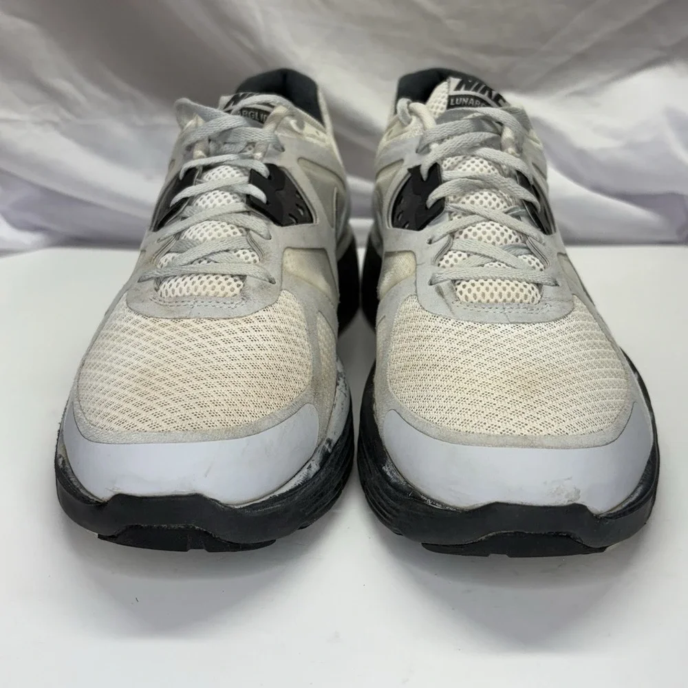 Nike great preowned